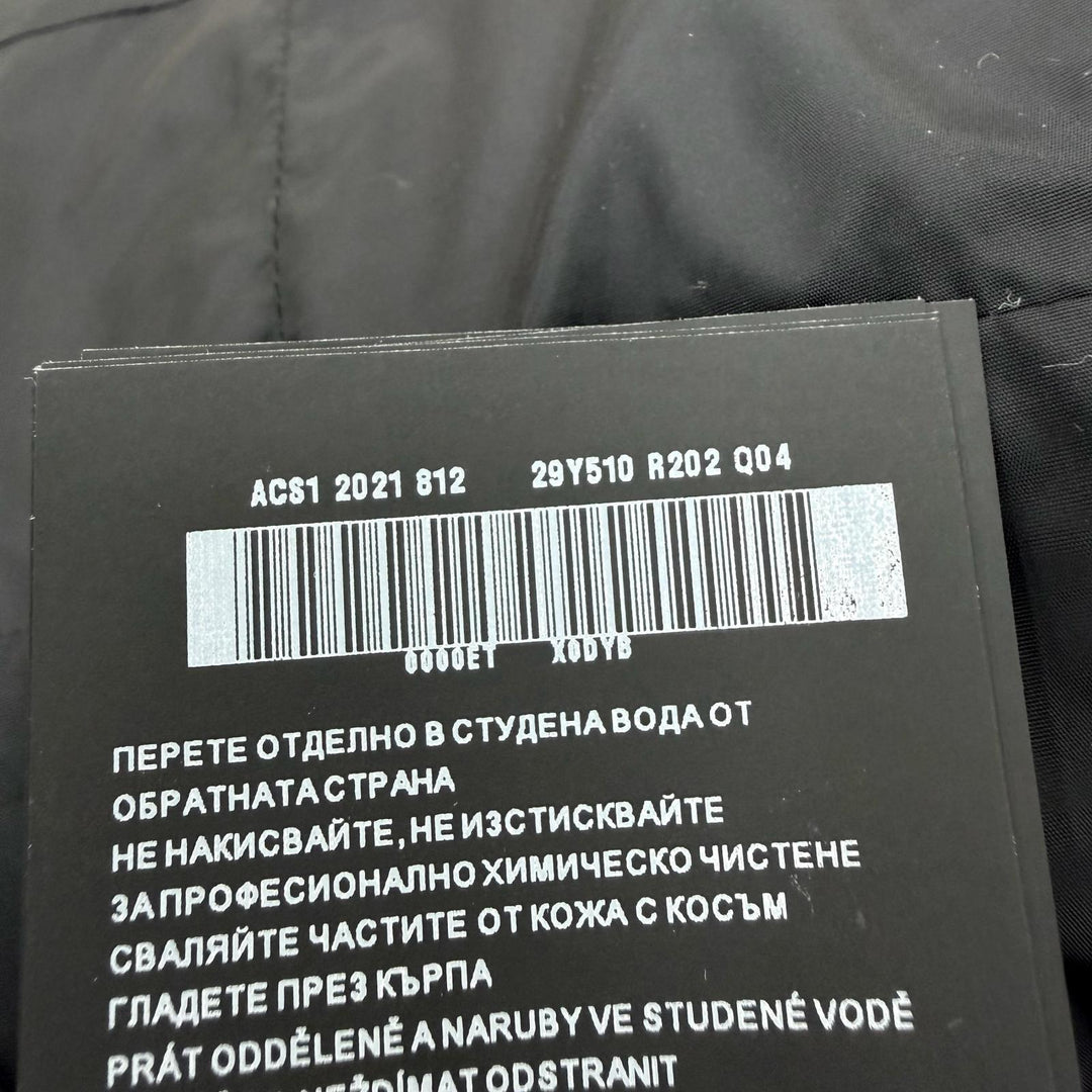美品☆PRADA プラダ 29Y510 トライアングルロゴプレート シープスキンファー付 ダウンジャケット ブラック 38 正規品 レディース