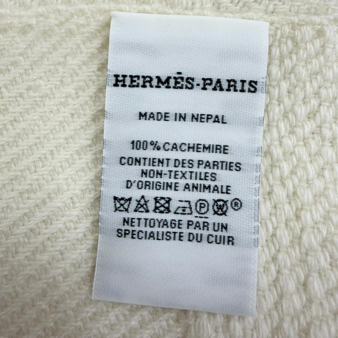 未使用品☆HERMES エルメス レイエH カシミヤ100％ ブランカッセ ロゴレザーパッチ フリンジ付 大判 ショール 定価233200円 箱付き