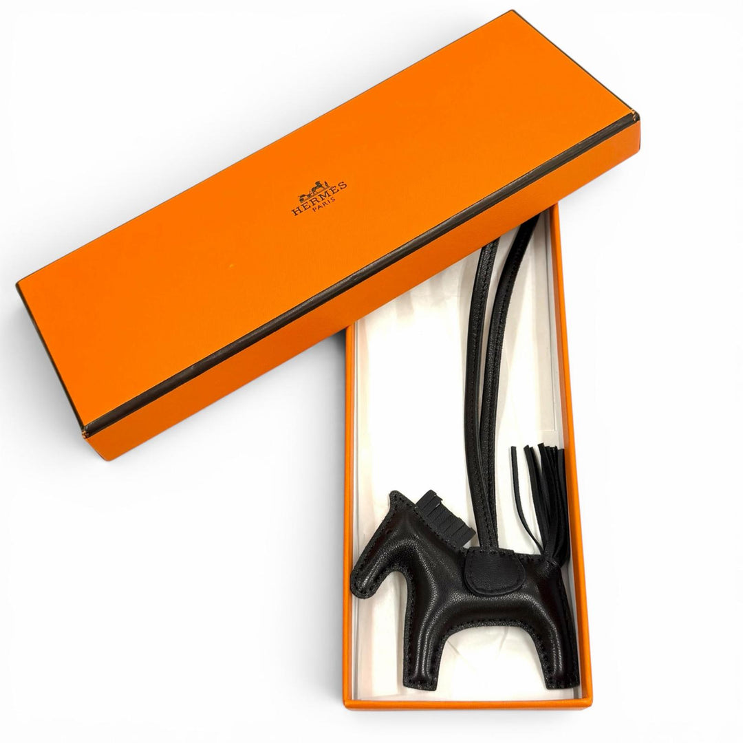 極美品★HERMES エルメス ロデオチャームPM ソーブラック アニョーミロ バッグチャーム Z刻印 フランス製 レディース 箱付き