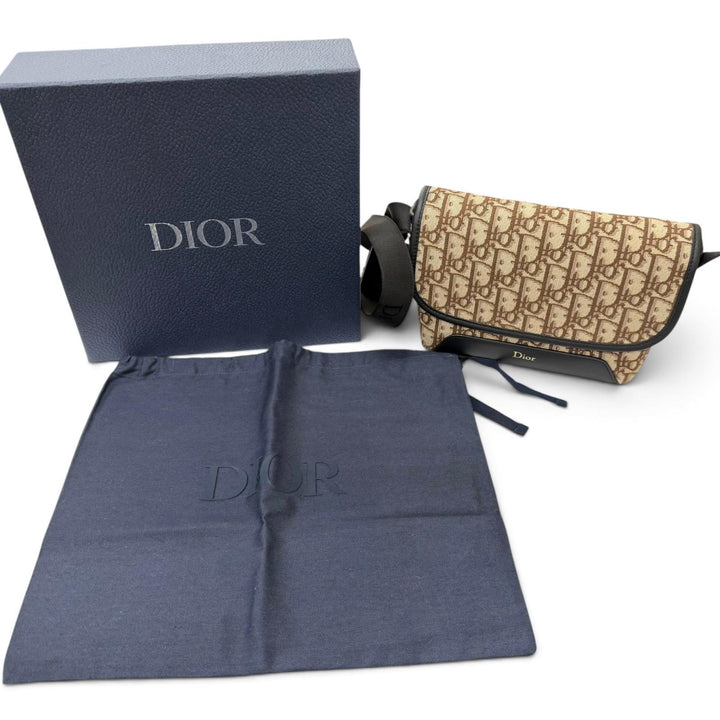 未使用品□Dior HOMME 2DBCA627YUS Dior Jett1 フラップ付き メッセンジャーバッグ ミニ レザー オブリーク ショルダーバッグ 伊製