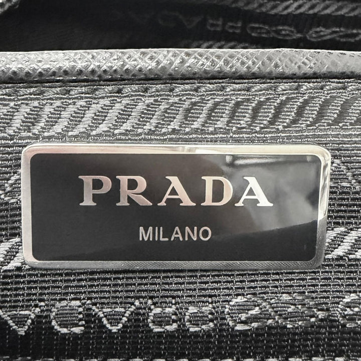 美品□PRADA プラダ 1BC421 レザー使い Re-Nylon トライアングルロゴ ポーチ付き 斜め掛け ショルダーバッグ ブラック イタリア製 メンズ