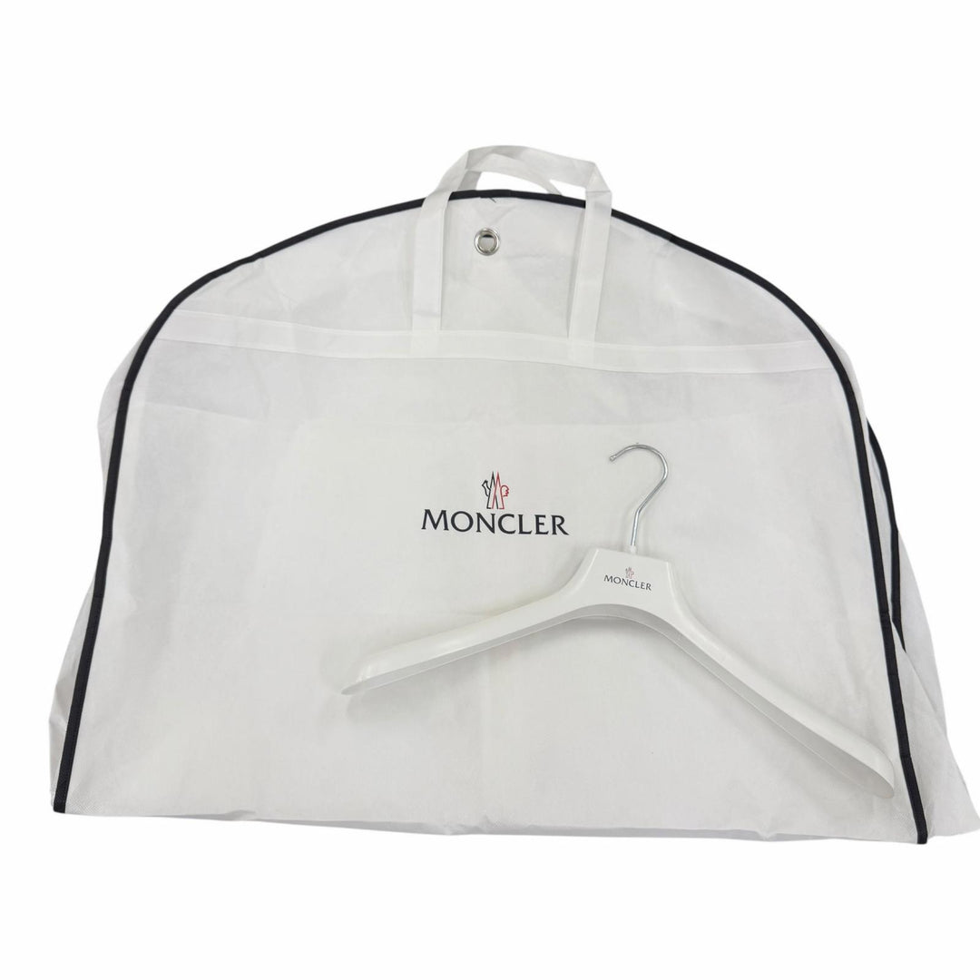 美品☆MONCLER モンクレール 2024年製 BROU ロゴワッペン・ベルト付 ダウンコート ブラック 00 国内正規品 ガーメント・ハンガー付き