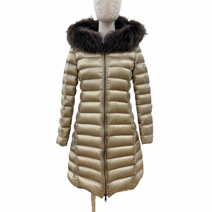 美品◇TATRAS タトラス 20AW LTA20A4706 ISERA ラクーンファー ロゴワッペン付 リバーシブル ダウンコート 01 正規品 レディース
