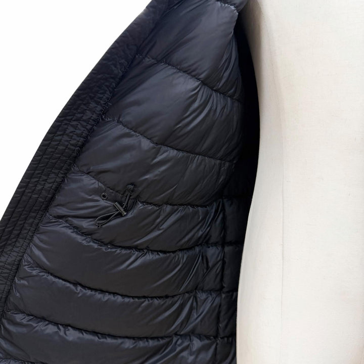 美品▼MONCLER モンクレール 21-22AW AJA ロゴワッペン付き フェイクファー フーデッド WZIPUP ダウンコート ブラック 1 正規品 メンズ