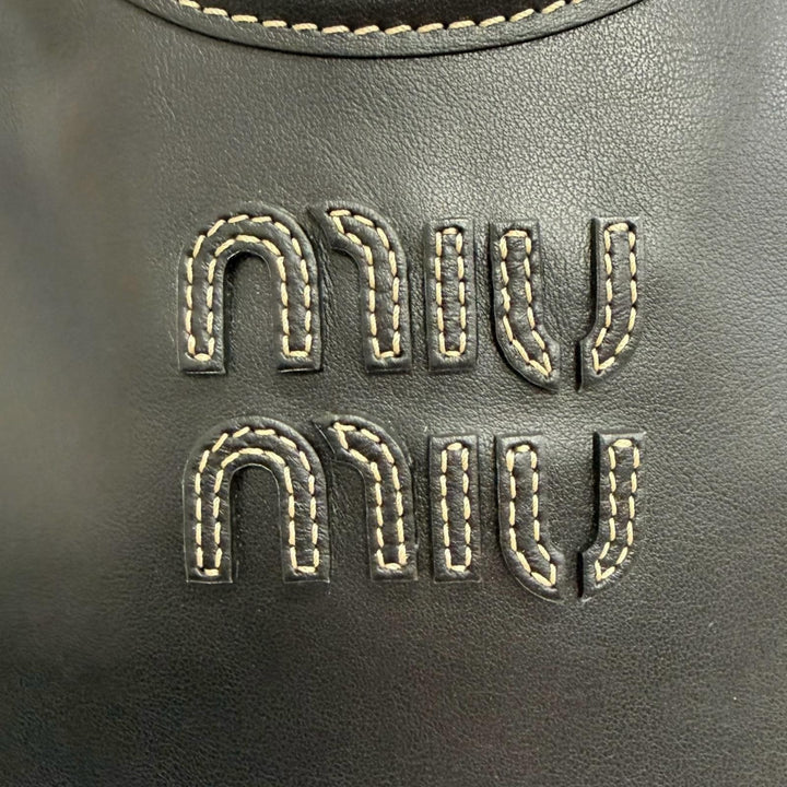 未使用品△MIUMIU ミュウミュウ 5BA281 IVY アイビー レザー ロゴ 2WAY ハンドバッグ ショルダーバッグ ブラック 伊製 箱・保存袋付き