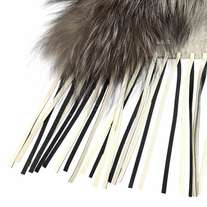 極美品★FENDI フェンディ FVG494 FOXファートリミング レザー使い フリンジ付 ケープ ポンチョ ライトグレー イタリア製 正規品