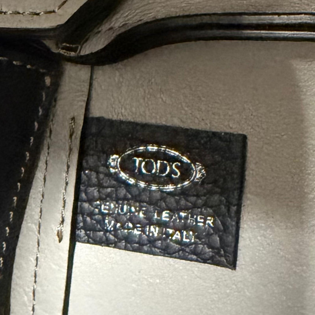 未使用品☆TOD’S トッズ XBWAPIF0100QRI バウレットバッグミニ レザー チャーム付 2WAYショルダー ハンドバッグ ネイビー 定価237600円