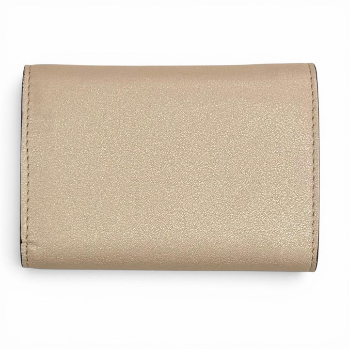 極美品★Christian Louboutin クリスチャンルブタン パール調スタッズ レザー コンパクトウォレット 三つ折り財布 ベージュ系