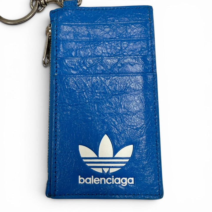 美品▼BALENCIAGA adidas バレンシアガ アディダス 721894 レザー 3ライン トレフォイル ストラップ付 フラグメントケース コインケース