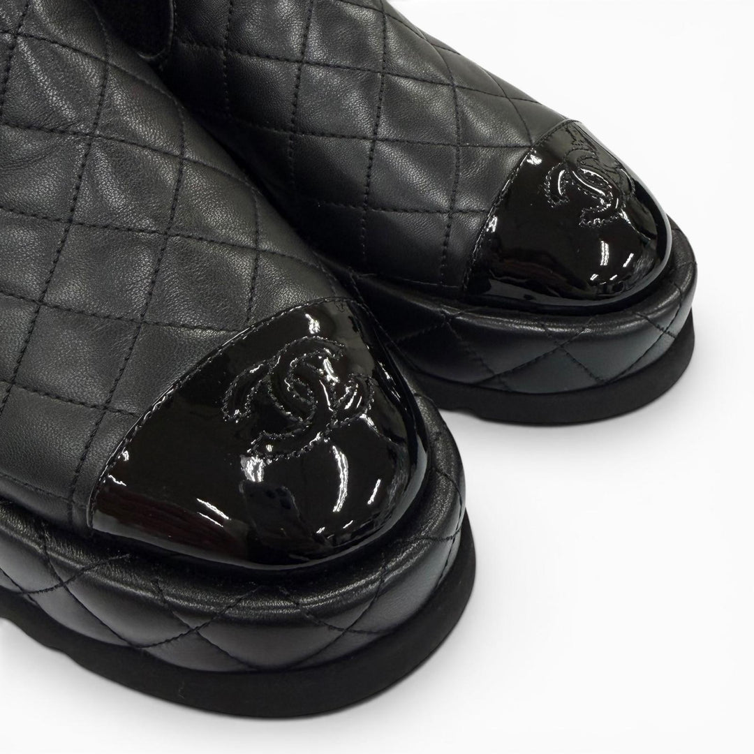 未使用品☆CHANEL シャネル G45190 ココマーク マトラッセ レザー サイドゴアブーツ 軽量 ショートブーツ ブラック 36.5 イタリア製