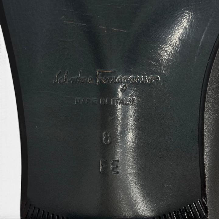 未使用品▲Salvatore Ferragamo サルヴァトーレフェラガモ PAGODA ガンチーニ レザー ローファー シルバー金具 8 伊製 箱・保存袋付き