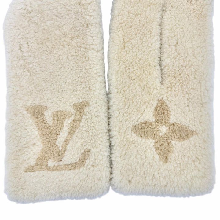 極美品☆LOUIS VUITTON ルイヴィトン 2024年製 M92894 モノグラム・シアリングマフラー LVロゴ ムートン ベージュ イタリア製 正規品
