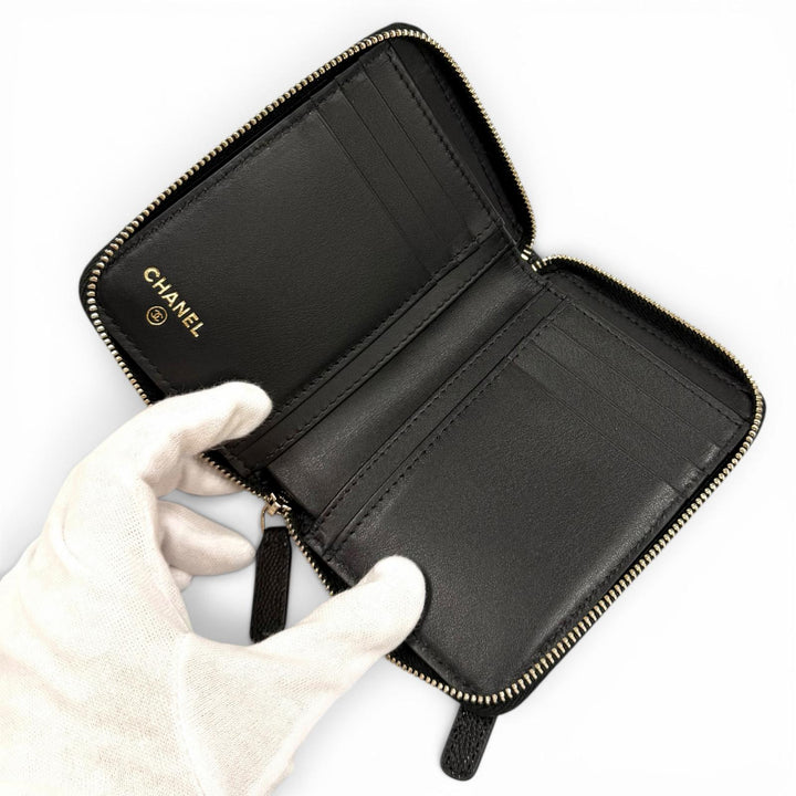 極美品★CHANEL シャネル AP4720 マトラッセ キャビアスキン ジップ スモールウォレット ランダム刻印 二つ折り財布 ブラック 箱・袋付