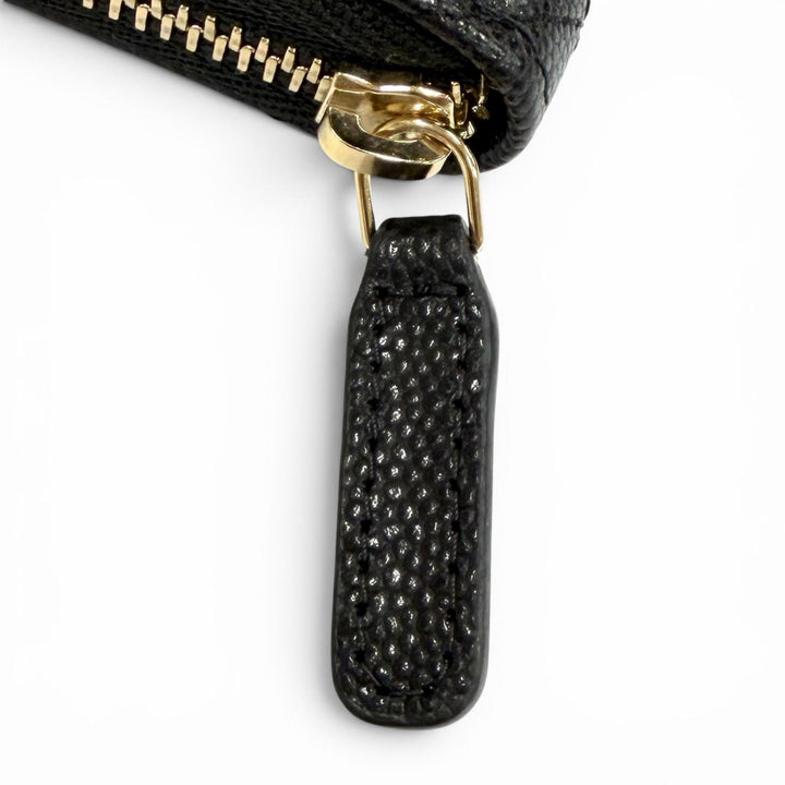 極美品★CHANEL シャネル AP4720 マトラッセ キャビアスキン ジップ スモールウォレット ランダム刻印 二つ折り財布 ブラック 箱・袋付