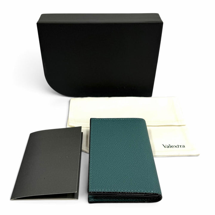 極美品★Valextra ヴァレクストラ V8L03 028 名刺ケース レザー カードケース グリーン イタリア製 レディース 箱・保存袋付き