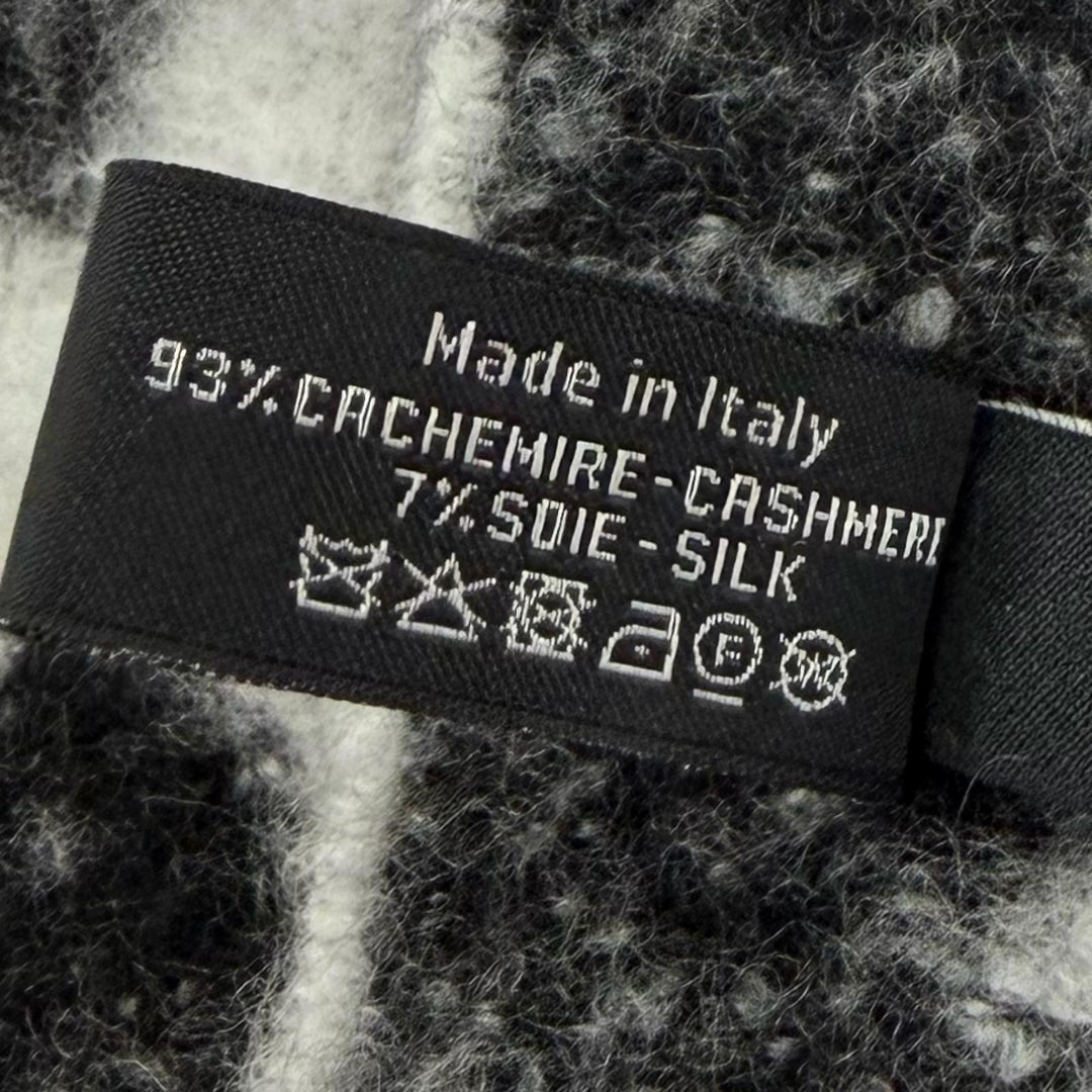極美品☆CHANEL シャネル AAA478 カシミヤ シルク混 ココマーク・ロゴデザイン フリンジ マフラー ホワイト ブラック イタリア製 箱付き
