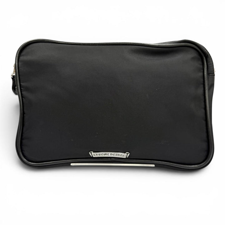 良品▼CHROME HEARTS クロムハーツ ナイロン レザー スクロールロゴプレート セカンドバッグ クラッチバッグ ブラック シルバー メンズ