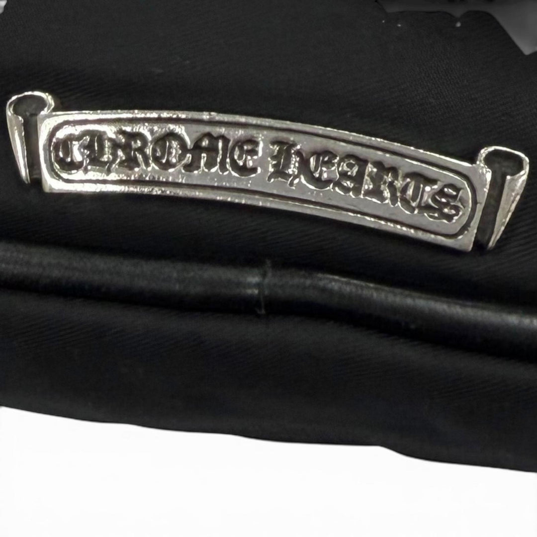 良品▼CHROME HEARTS クロムハーツ ナイロン レザー スクロールロゴプレート セカンドバッグ クラッチバッグ ブラック シルバー メンズ