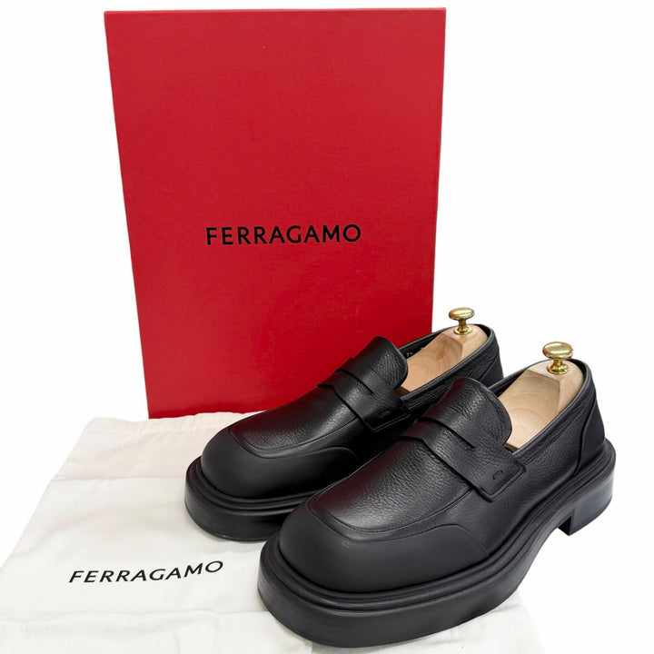 未使用品△FERRAGAMO フェラガモ 0768723 DRY レザー ペニーローファー コインローファー ブラック 7.5 イタリア製 メンズ 箱・保存袋付き
