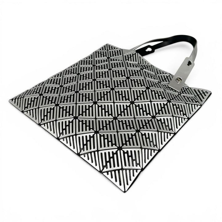 極美品▲BAOBAO ISSEY MIYAKE バオバオ イッセイミヤケ BB81-AG831 希少デザイン トートバッグ シルバー 日本製 正規品 レディース
