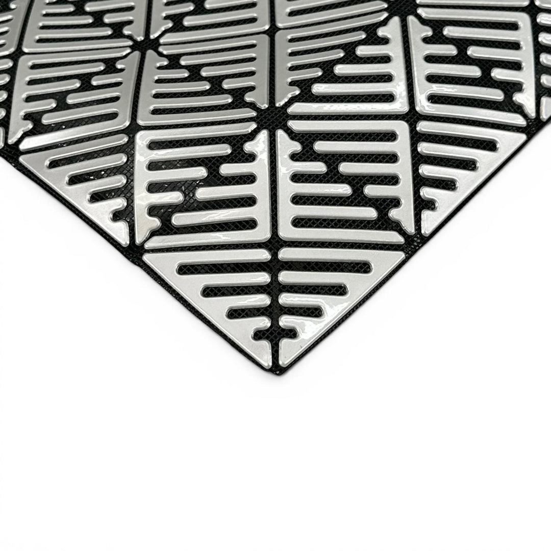 極美品▲BAOBAO ISSEY MIYAKE バオバオ イッセイミヤケ BB81-AG831 希少デザイン トートバッグ シルバー 日本製 正規品 レディース