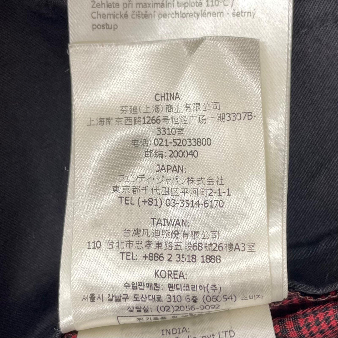 美品▲FENDI フェンディ 2022年製 FB0521 AKC4 FFロゴ ショートパンツ ハーフパンツ レッド 46 正規品 メンズ ガーメント・ハンガー付き