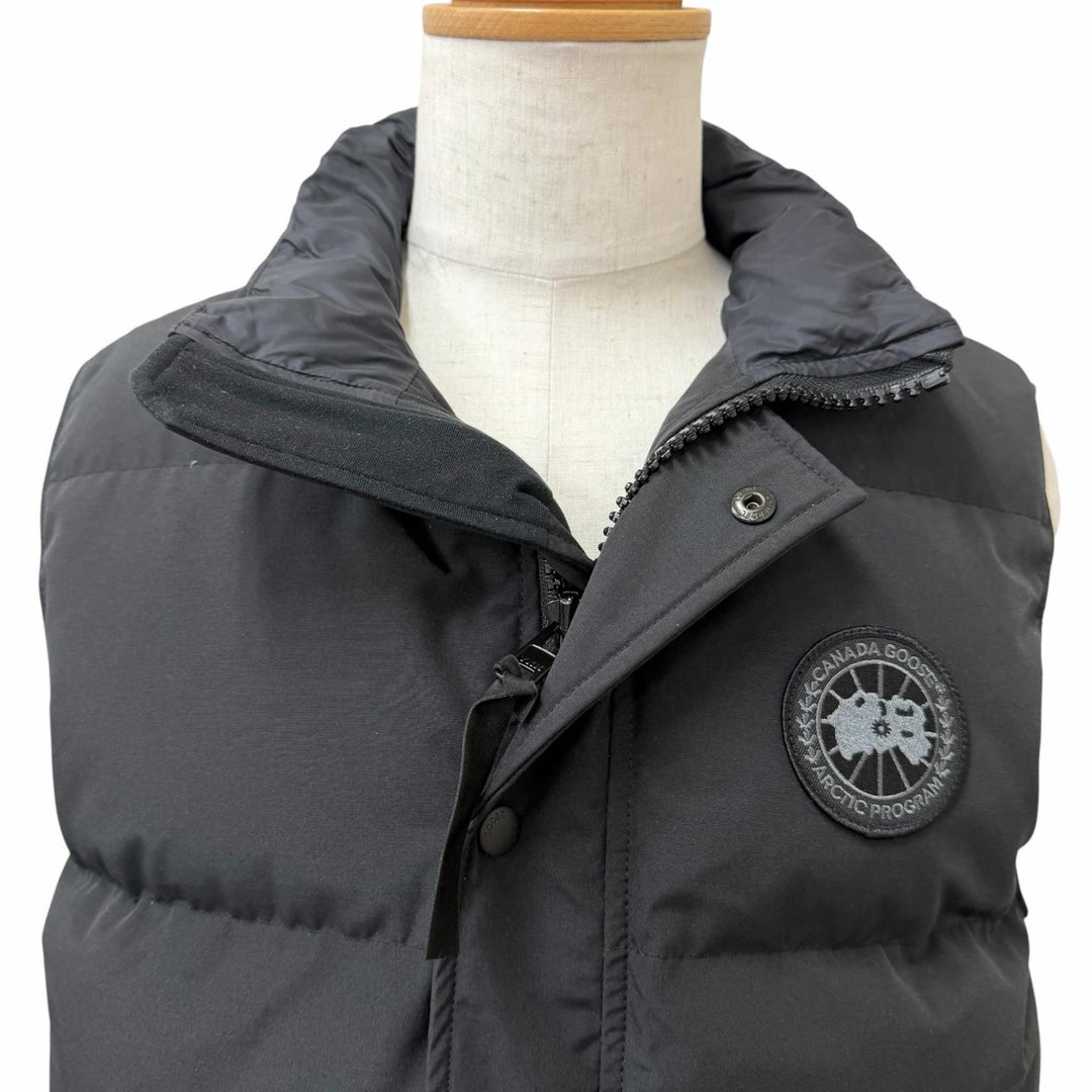美品□CANADA GOOSE カナダグース 2081MB GARSON VEST ロゴワッペン WZIP ダウンベスト ジレ ブラック M カナダ製 国内正規品 メンズ