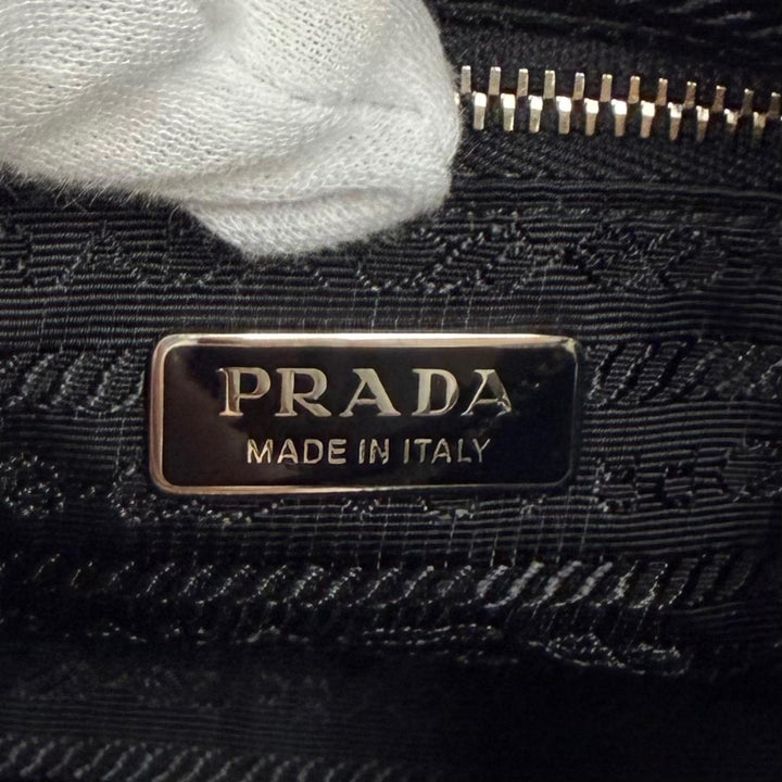 極美品★PRADA プラダ 1N204X Re-Edition 2005 Re-Nylon トライアングルロゴ ハンドバッグ ブラック イタリア製 レディース 箱・保存袋付
