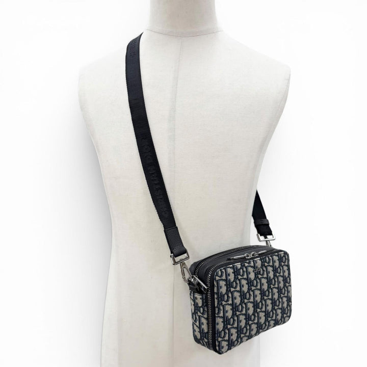 未使用品▼DIOR ディオール オム 20BBC119YSE レザー使い オブリーク ジップポーチ ショルダーバッグ ネイビー メンズ 箱・保存袋付き