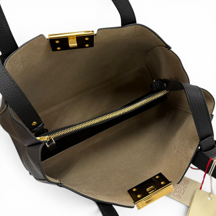 極美品★MARNI マルニ BMMP0150U0P8185 マルニ トランカルー ロゴ金具 レザー 2WAY トートバッグ ブラック 伊製 定価399300円 袋付