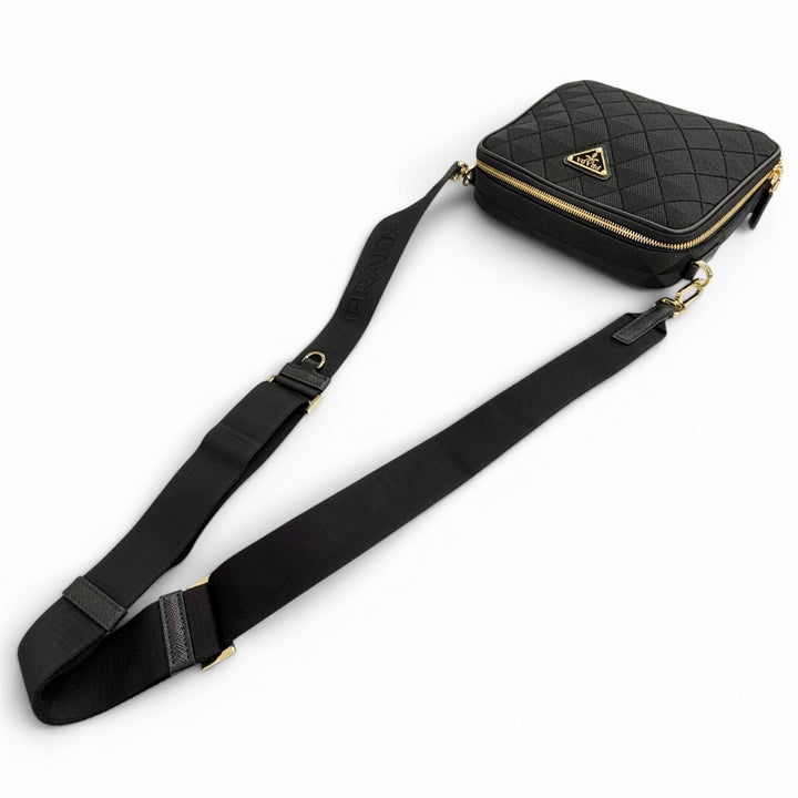 極美品△PRADA プラダ 2VH069 ブリック トライアングルロゴ トライアングルジャガード レザー使い ショルダーバッグ ブラック 保存袋付き