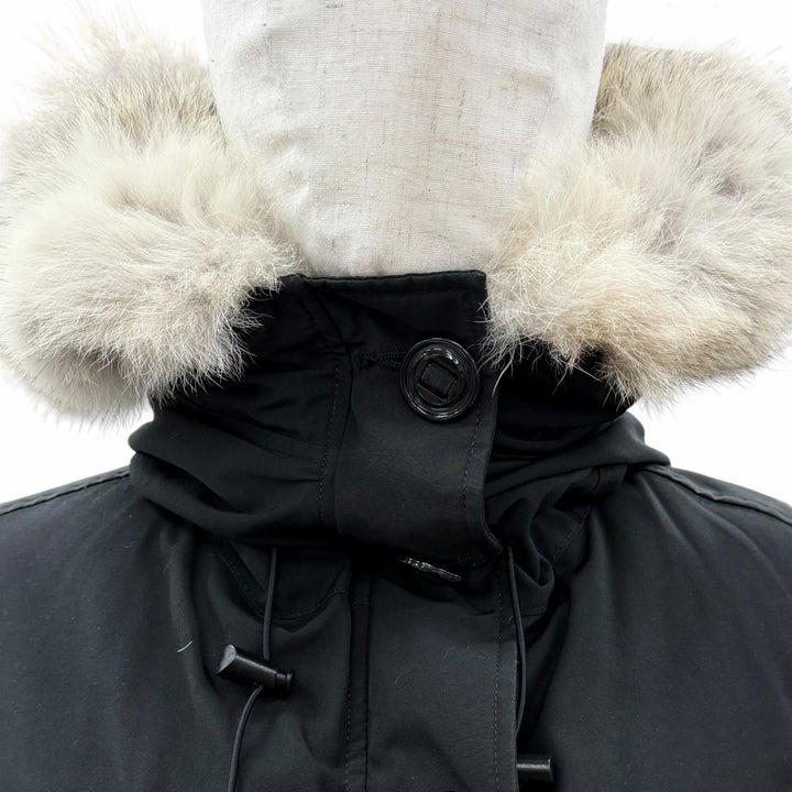 美品◇CANADA GOOSE カナダグース 2300JL CHARLOTTE PARKA ロゴワッペン ファー フード付き ダウンジャケット 黒 M 正規品 レディース