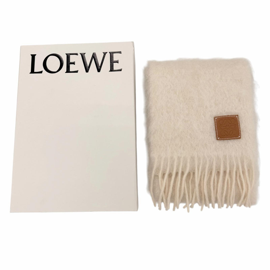 極美品◇LOEWE ロエベ モヘア ウール アナグラムレザーパッチ フリンジ付き マフラー アイボリー スペイン製 正規品 レディース 箱付き