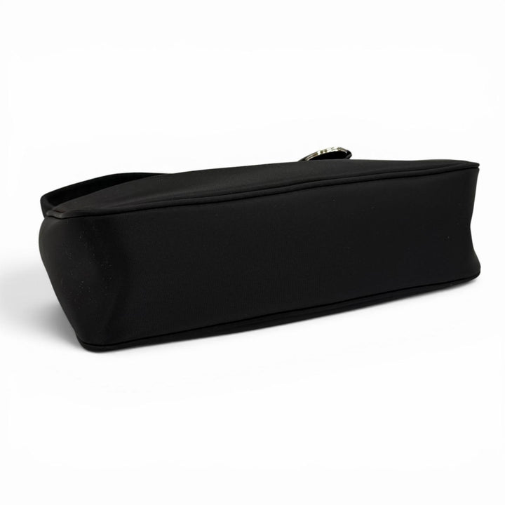 極美品★PRADA プラダ 1NE515 Re-Edition 2000 Re-Nylon ミニバッグ 三角プレート チャーム付 ワンショルダーバッグ ブラック 保存袋付き