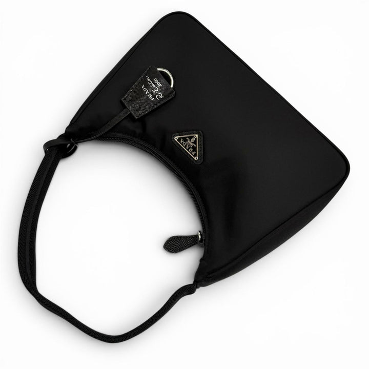 極美品★PRADA プラダ 1NE515 Re-Edition 2000 Re-Nylon ミニバッグ 三角プレート チャーム付 ワンショルダーバッグ ブラック 保存袋付き