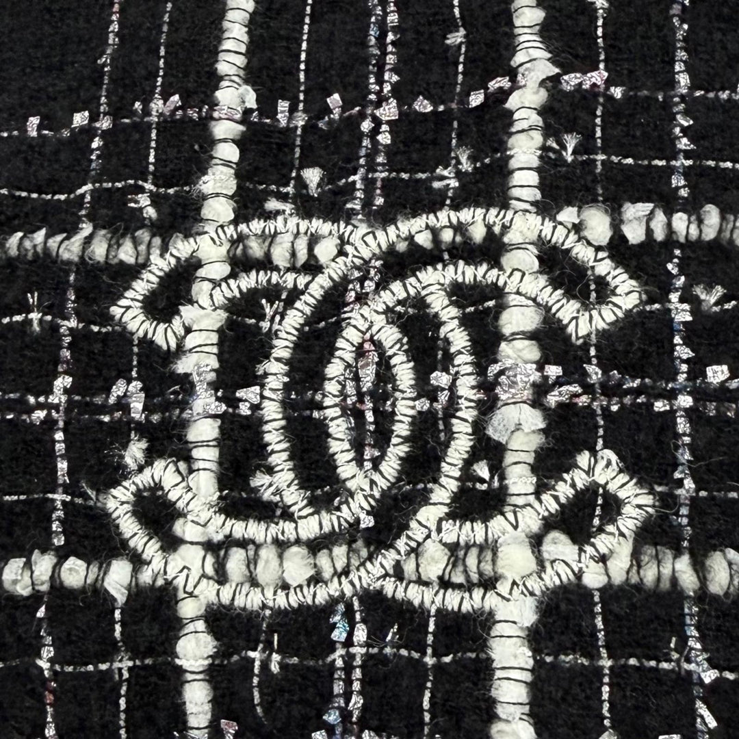 美品☆CHANEL シャネル 23B カシミヤ・シルク混 ココマーク リボンツイード チェック柄 フリンジ 大判 ストール ブラック イタリア製