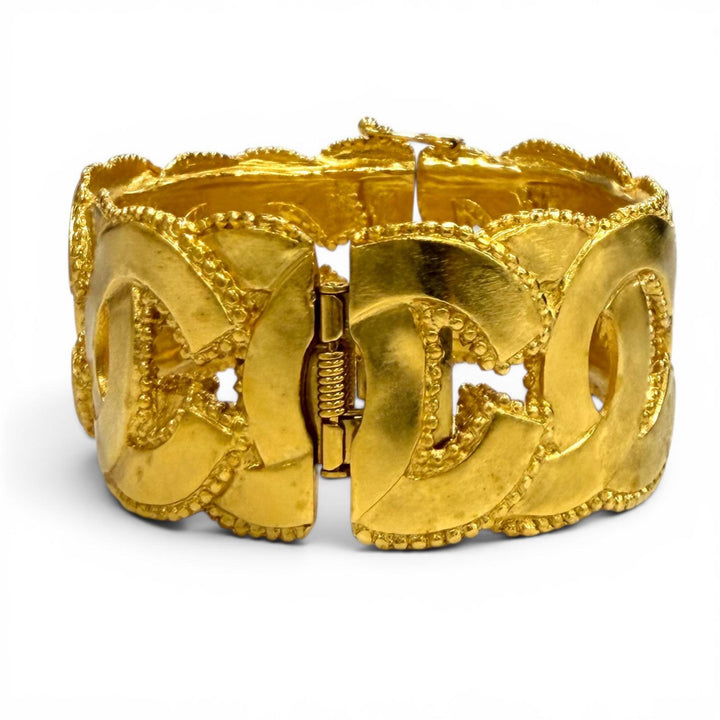 極美品★CHANEL シャネル ヴィンテージ 96A ココマーク バングル ブレスレット アクセサリー ゴールド フランス製 レディース 箱付き