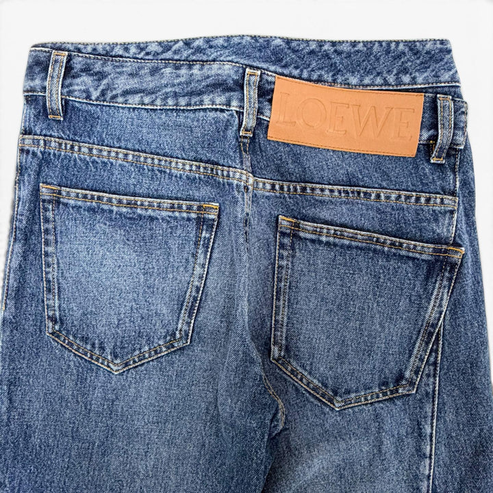 極美品△LOEWE ロエベ H526Y11X59 ASYMMETRIC JE DENIM ロゴレザーパッチ デニムパンツ インディゴブルー 46 イタリア製 正規品 メンズ