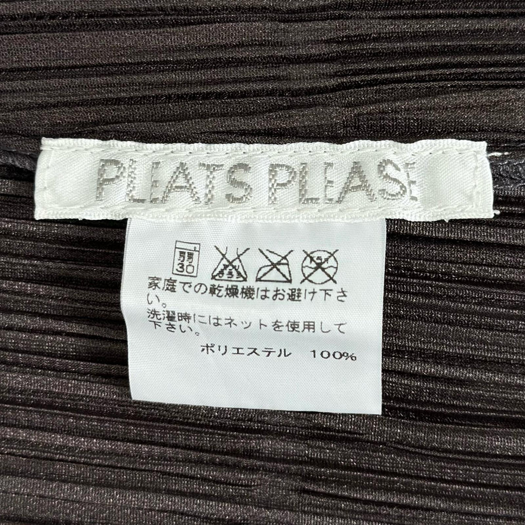 極美品▲PLEATS PLEASE プリーツプリーズ イッセイミヤケ PP31-JO188 ロゴボタン カーディガン チャコールグレー 日本製 正規品 レディース