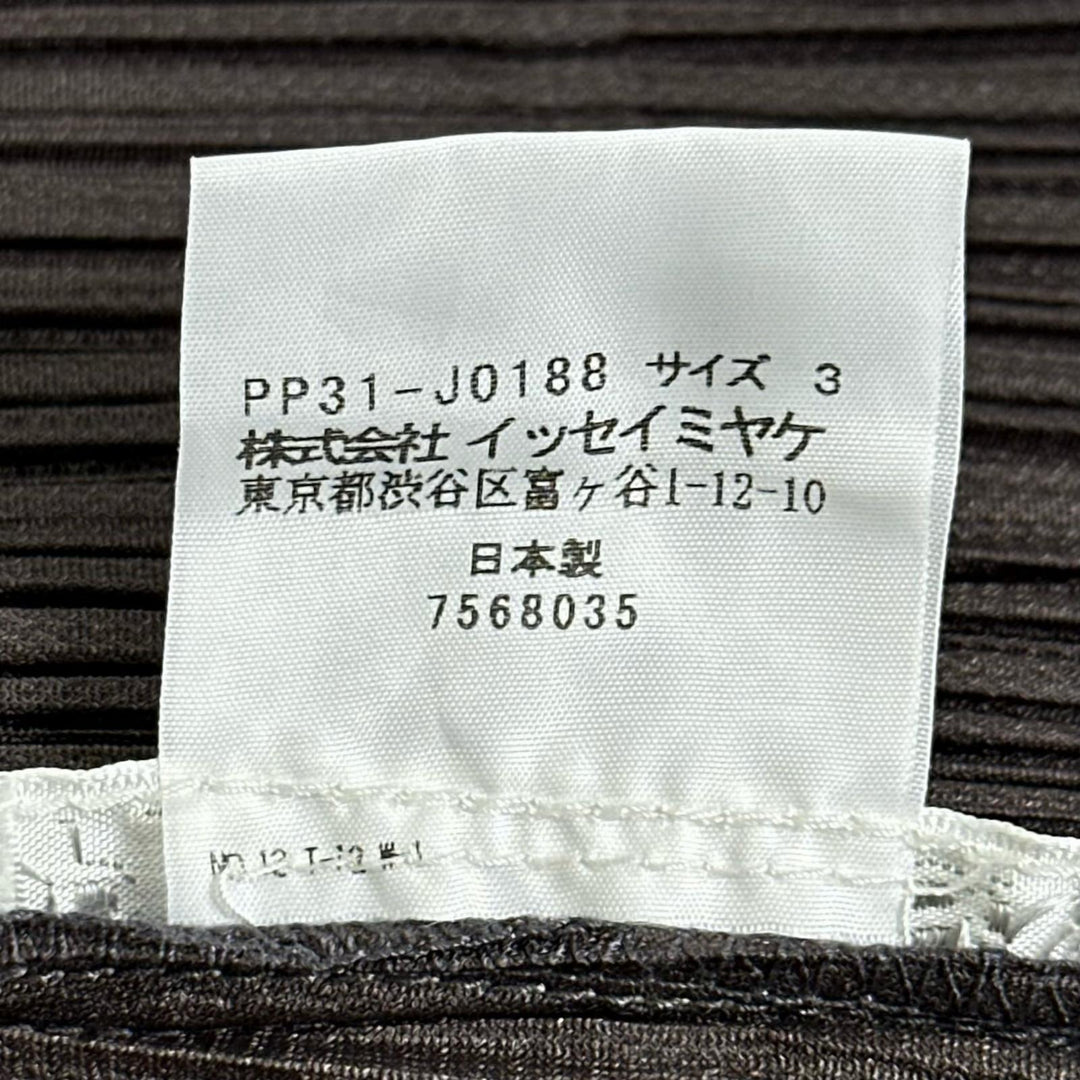 極美品▲PLEATS PLEASE プリーツプリーズ イッセイミヤケ PP31-JO188 ロゴボタン カーディガン チャコールグレー 日本製 正規品 レディース