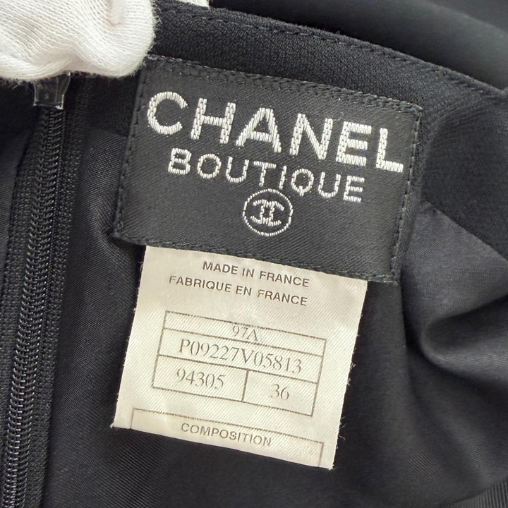 極美品★CHANEL シャネル ヴィンテージ 97A P09227 ウール100％ ココマークボタン リボンデザイン リトルブラック ドレス ワンピース 36