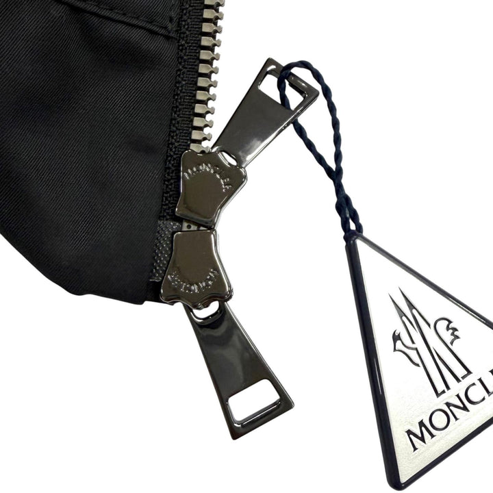 未使用品★MONCLER モンクレール 26SS L10931A00080 GRUISSAN レザーロゴワッペン付 ZIP UP ジャケット ブラック 00 正規品 ハンガー付