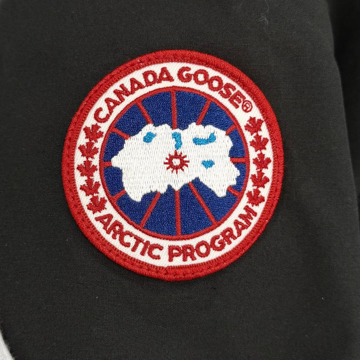 良品☆CANADA GOOSE カナダグース 7967JL LABRADOR BOMBER ショート丈 ファー・フード付 ダウンジャケット ブラック S 正規品 レディース