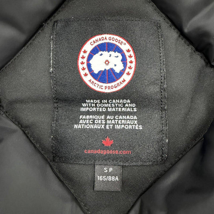 良品☆CANADA GOOSE カナダグース 7967JL LABRADOR BOMBER ショート丈 ファー・フード付 ダウンジャケット ブラック S 正規品 レディース