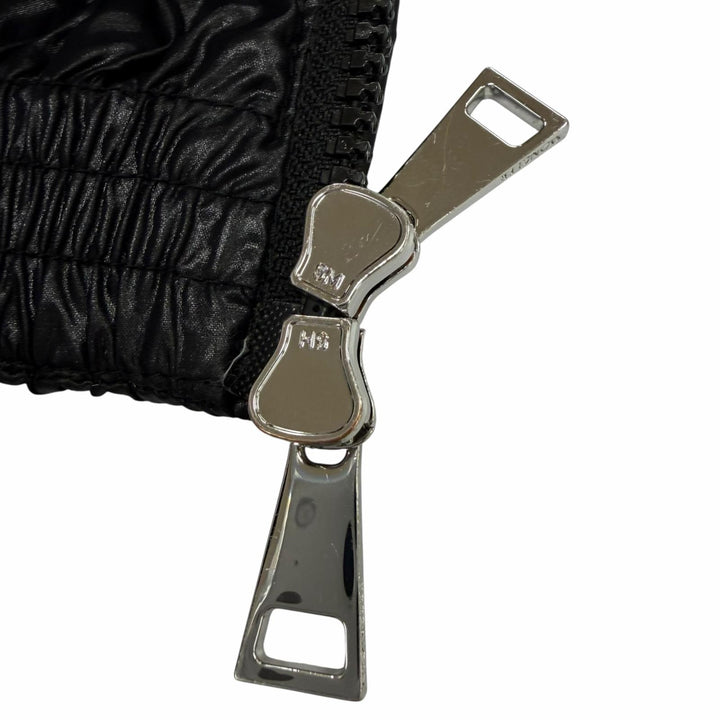 美品☆MONCLER モンクレール 24-25AW J20931A00083 BAYARD ロゴワッペン・フード付 ZIP UP ダウンジャケット 黒 0 正規品 ガーメント付