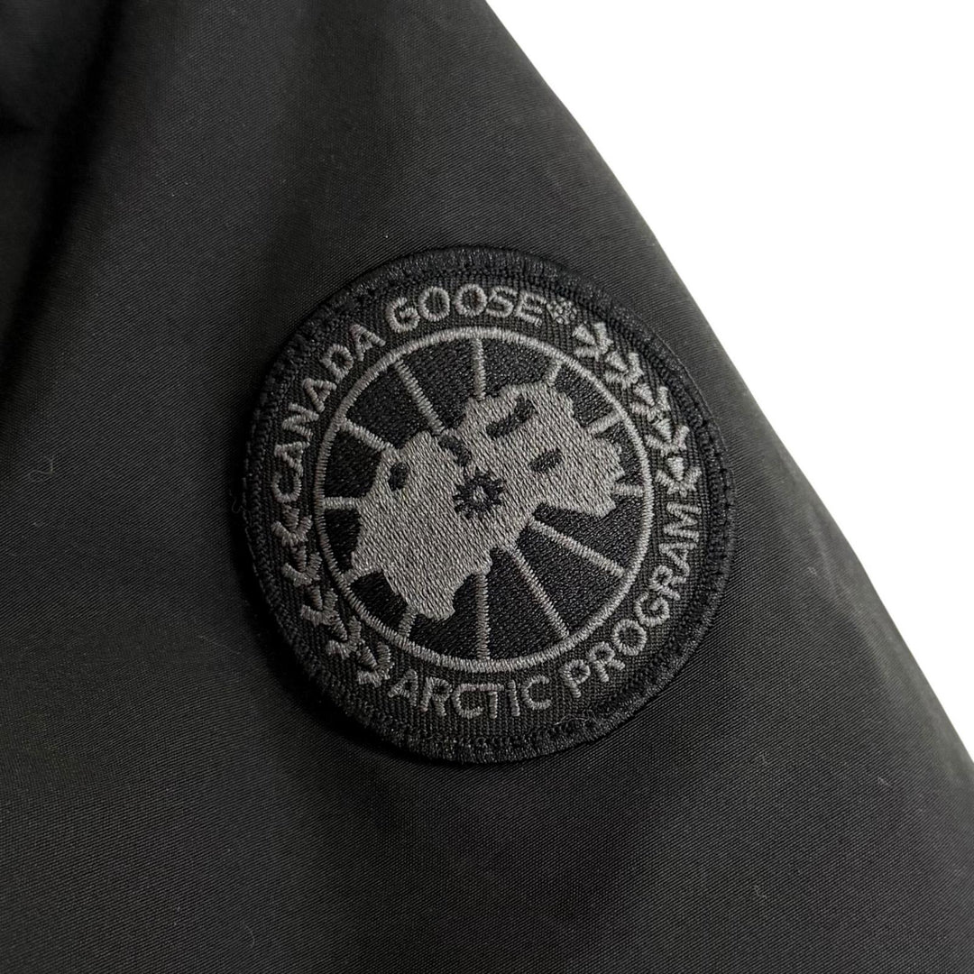 良品△CANADA GOOSE カナダグース 3426MB CHATEAU PARKA カナダグースジャパン ブラックレーベル ダウンジャケット 黒 S 正規品
