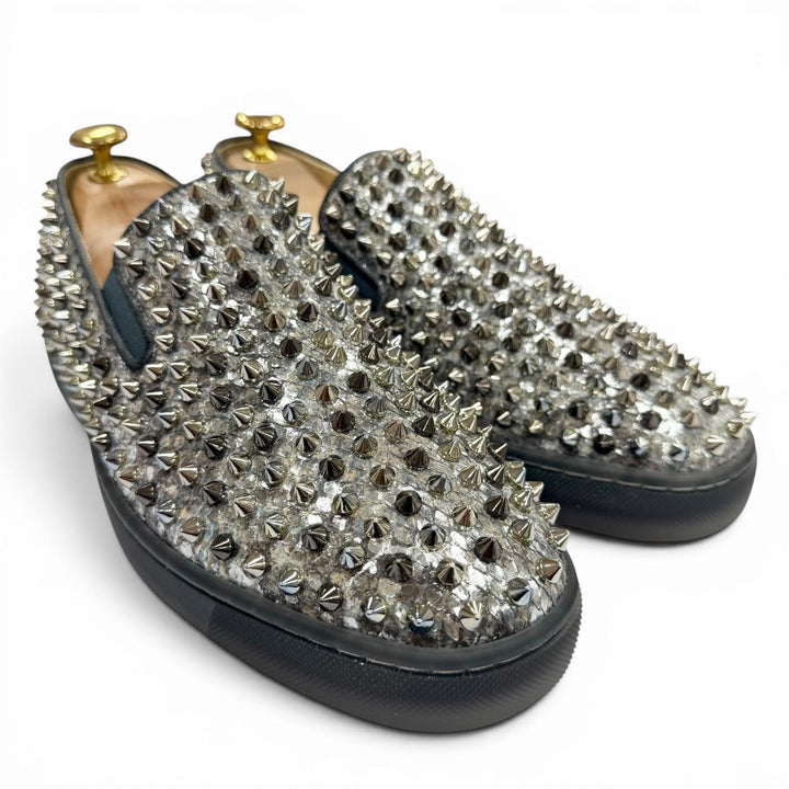 極美品▼Christian Louboutin クリスチャンルブタン ローラーボート スパイク スタッズ レザー スリッポン シルバー グレー 42 メンズ