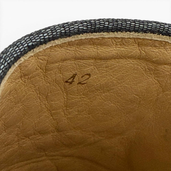 極美品▼Christian Louboutin クリスチャンルブタン ローラーボート スパイク スタッズ レザー スリッポン シルバー グレー 42 メンズ