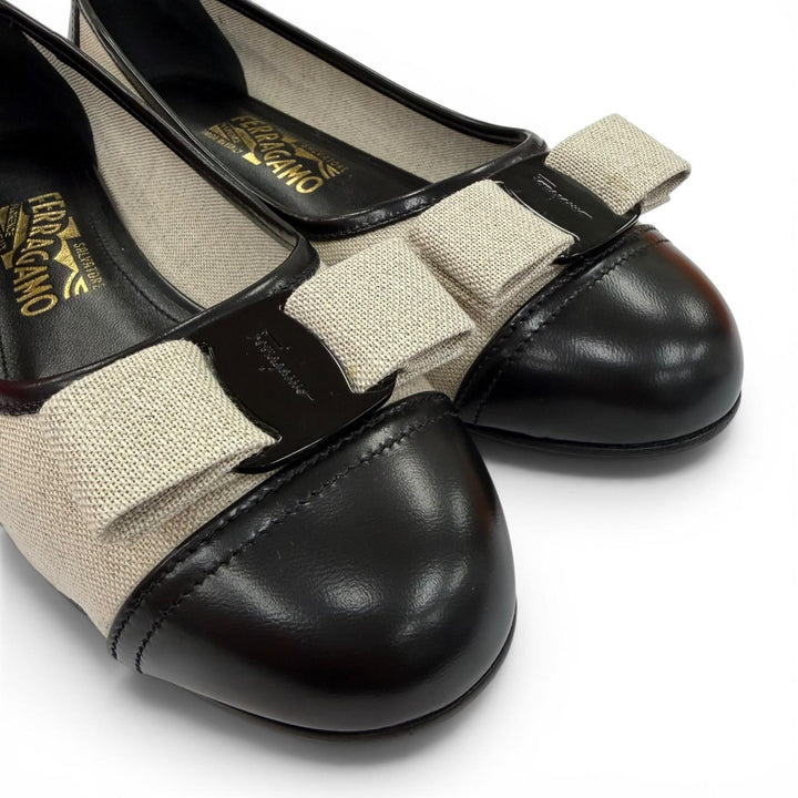 未使用品☆Salvatore Ferragamo サルヴァトーレフェラガモ ヴァラリボン キャンバス レザー使い フラットパンプス ブラック 8 箱・保袋付