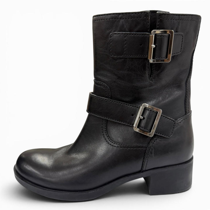 美品☆PRADA プラダ 3U5907 ベルトデザイン レザー バイカーブーツ エンジニアブーツ アンクルブーツ ショートブーツ ブラック 35.5